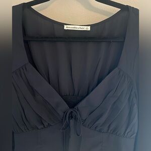 Abercrombie & Fitch Puff Sleeve Blouse